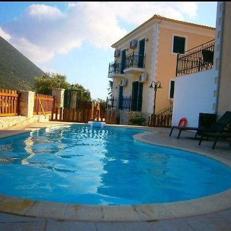 Iriana Village Inn Stavros  Habitación foto